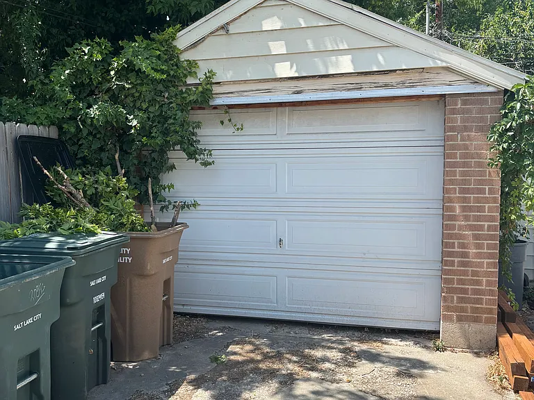 2034 S 1700 E — Photo 10