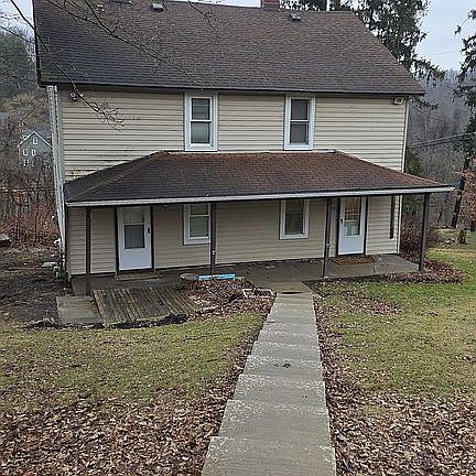 3rd image of 132-133 K Row