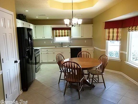 4th image of 10807 Chestnut Dr