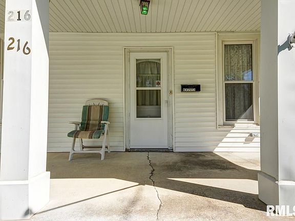 2nd image of 216 N Pine St
