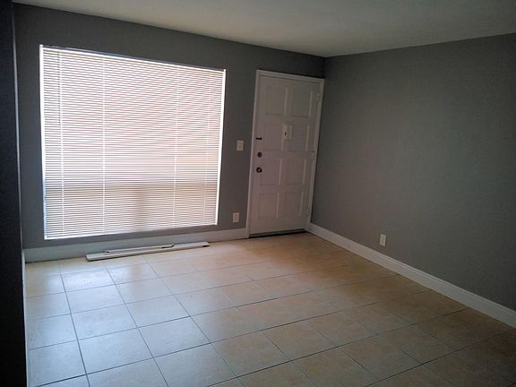 2nd image of 1750 N 17th Ct APT 102