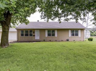 4012 N East Court Dr, Decatur, IL 62526