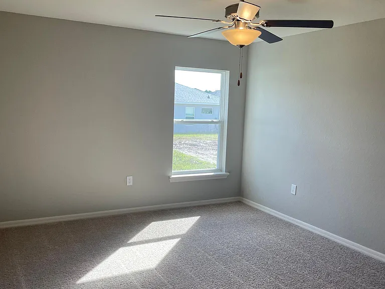4440 Reding Way — Photo 3