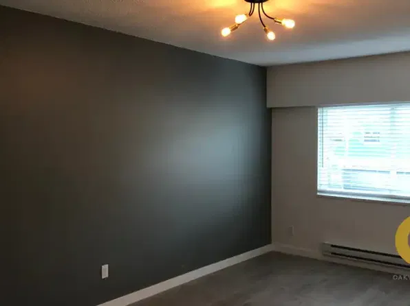 1153 Kingsway #1A, Vancouver, BC V5V 3C9