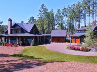 40 Long Cove Dr, Cameron, NC 28374