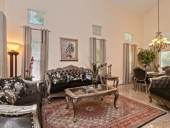 2nd image of 742 W Bel Esprit Cir