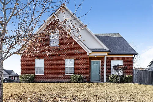 145 Penny Ln Photo 1