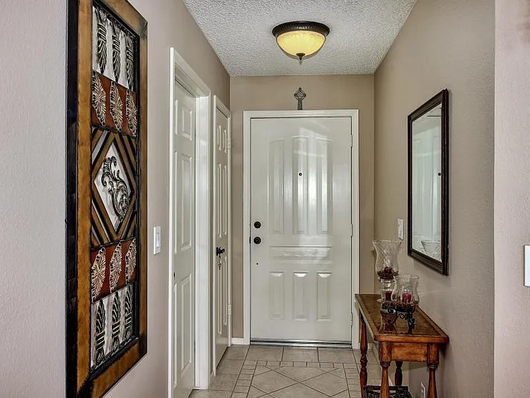 18911 N 68th Ave — Photo 5