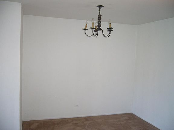 2nd image of 3444 Salem Walk