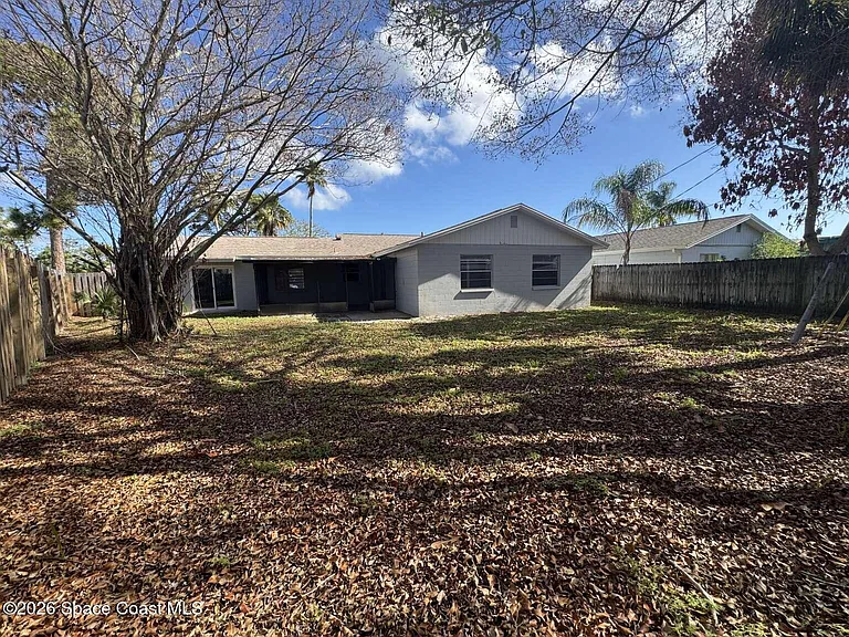 1583 White Cap Way — Photo 3