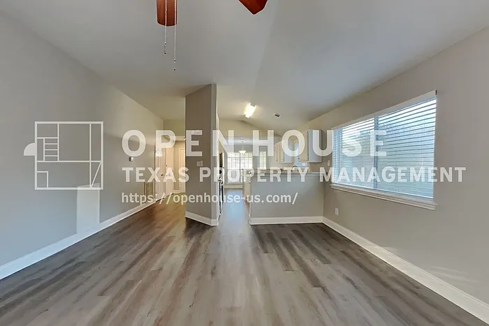 3 bed, 2.0 bath, 1225 sqft, $1,840 — Photo 4