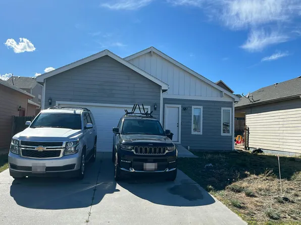940 S 3rd Ave, Mills, WY 82644