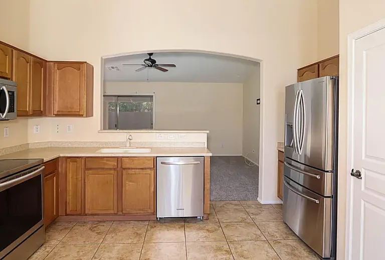44795 W Sandhill Rd — Photo 2