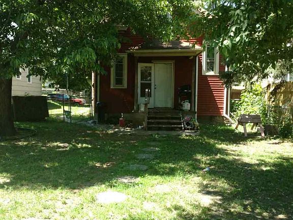 2nd image of 2818 Bryant Ave N