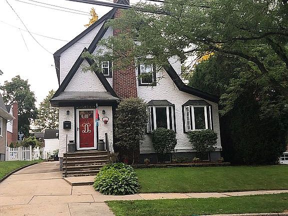 2nd image of 112 Floral Blvd