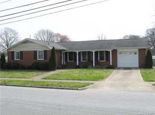 330 E Congress St, Lincolnton, NC 28092
