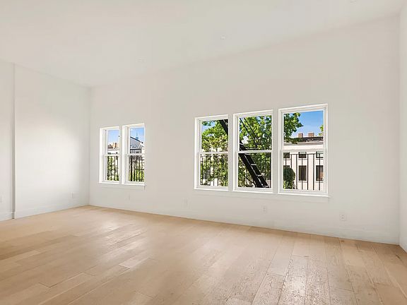 5th image of 279 Sackett St #3