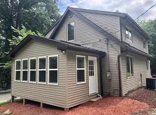 4005 Round Top Rd, Export, PA 15632