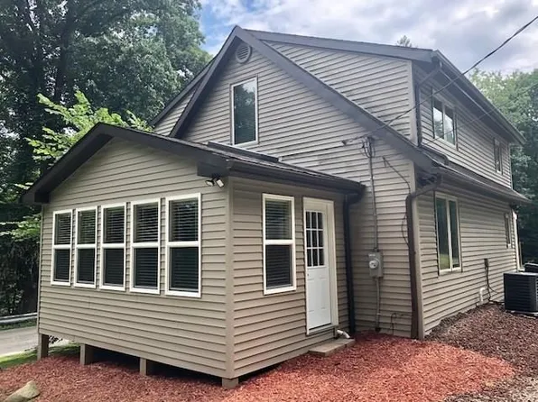 4005 Round Top Rd, Export, PA 15632