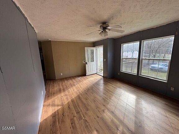 5th image of 839 Bates Gibson Rd