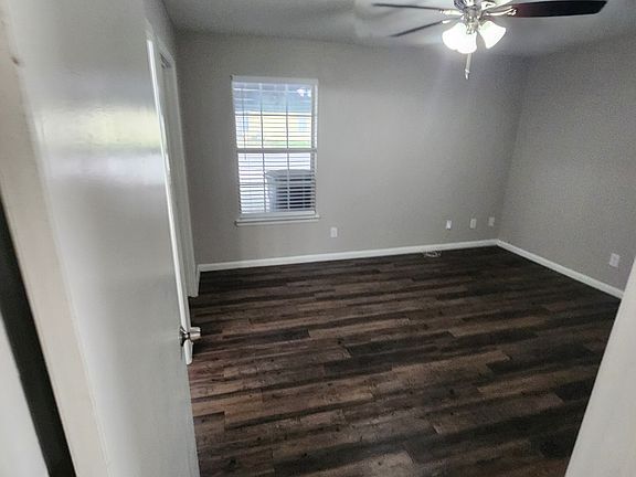 4th image of 1407 5th St APT A