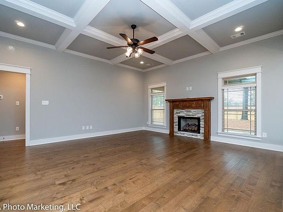 4th image of 407 Hawks Nest Dr