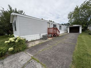 5 Meadowlark Ln #5MEAD, Beecher, IL 60401