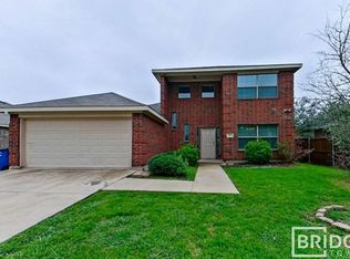 930 Abigale Ln, Dallas, TX 75253