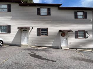 Hillbilly Private Drive, Bristol, TN 37620
