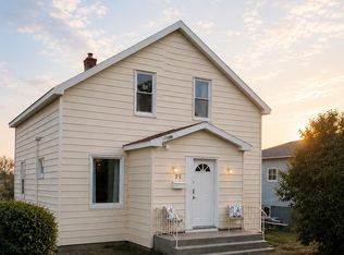 71 Richmond St, Sydney, NS B1P 2V1