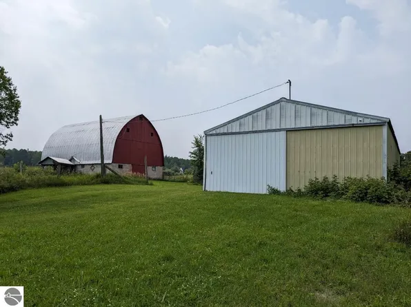 3608 S M 65, Glennie, MI 48737