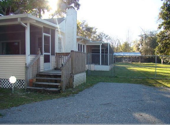 3rd image of 4017 N Indian River Dr