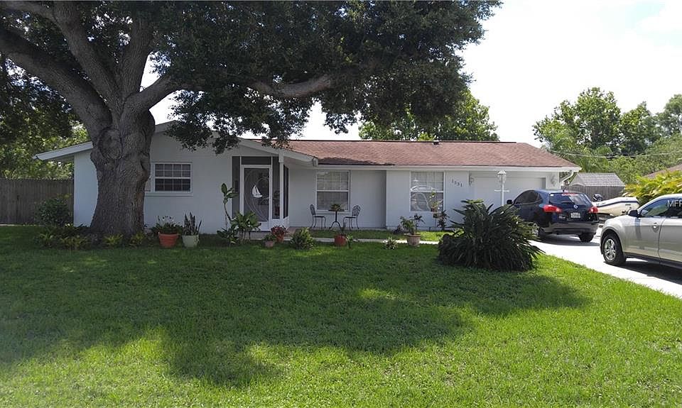 1st image of 1531 Beacon Dr