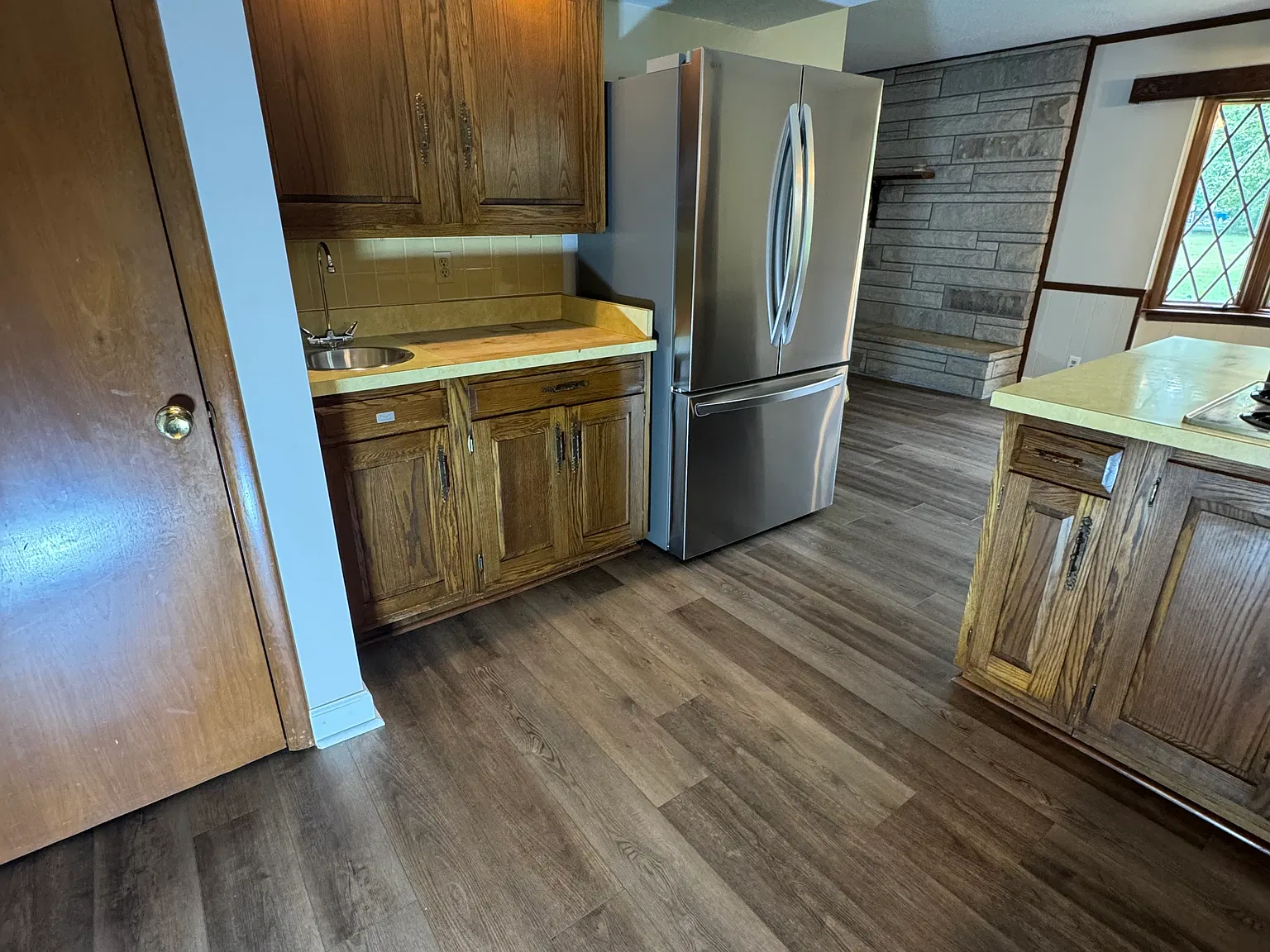 3 bed, 2.5 bath, 2084 sqft, $2,900 — Photo 3