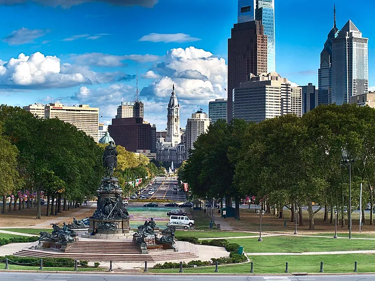 Experience life on the Parkway with immediate access to 5 surrounding museums