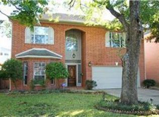 4421 Vivian St, Bellaire, TX 77401