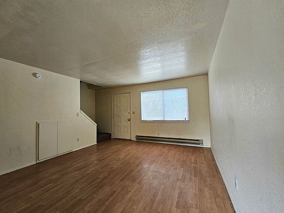 5th image of 211 E Bird Ave APT C