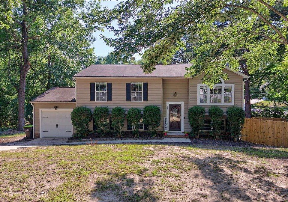 1st image of 109 Summershade Ct