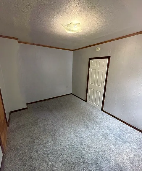 325 National Ave NW #3 — Photo 9