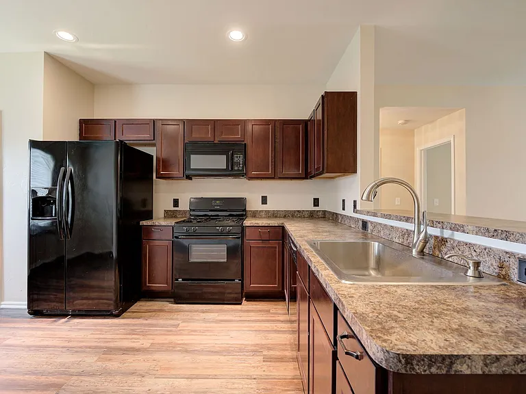 11705 NW 133rd St — Photo 11