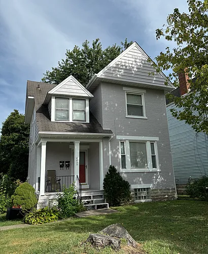 4822 Oak St #1 Photo 1