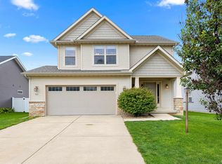 521 Cottonwood Cir, East Peoria, IL