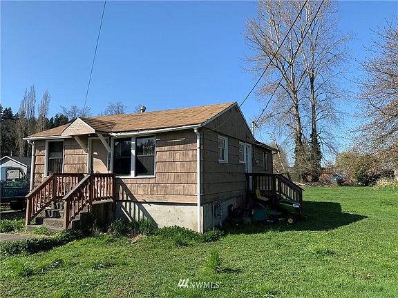 3rd image of 101 4th Ave S