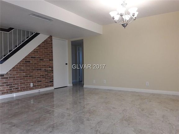 5th image of 4015 Belhaven St