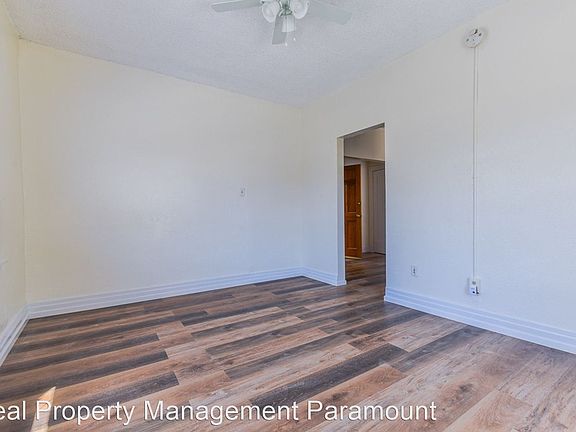 2nd image of 910 W 41st St APT 30