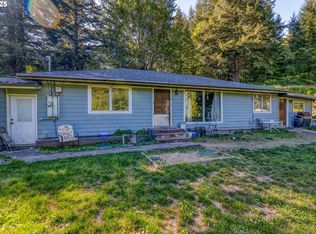 93721 Cordell Ln, Coos Bay, OR 97420