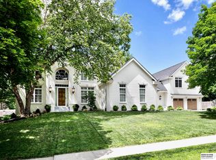 15722 Burt St, Omaha, NE 68118