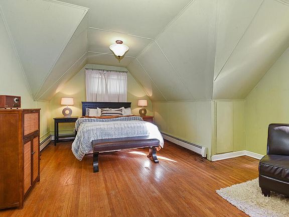 2nd image of 4404 Park Ave
