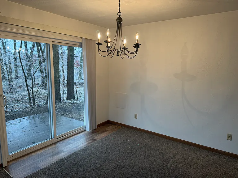 2830 Willow Dr — Photo 8