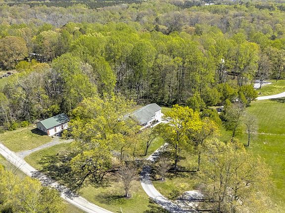 5th image of 20600 Old Gravel Ln
